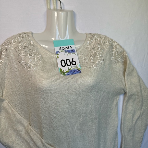 Medium Vintage ELLE knit sweater, metallic thread knit, boat neck A4Q24-6 - Picture 13 of 13